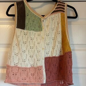 AE • Patterned button up sweater vest